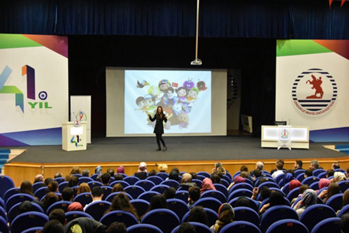 Pepee Rusya ve Arabistan’da