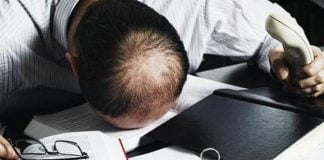 Türkiye’de çalışanlar haftada 50 saatten fazla çalışıyor