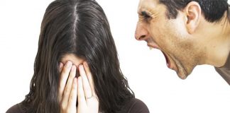 Adana’da bir şahıs eşini inşaat demiriyle dövdü