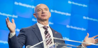 Dünyanın en zengini Jeff Bezos oldu