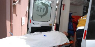 Asansör boşluğuna düşen işçi yaralandı