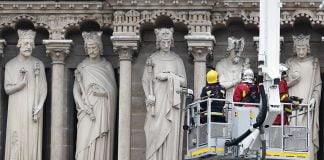 Notre Dame Katedrali’ndeki yangın 8,5 saatte söndürülebildi