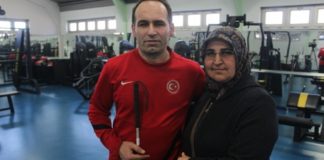 Görme engelini judoyla aştı