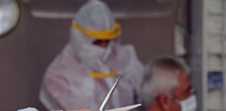 Antalya’da bin 400 berber zamlı tarifeyle ‘makas’ dedi