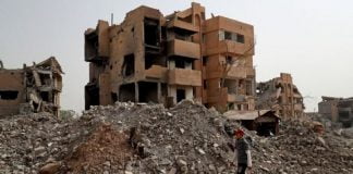 Rakka’da toplu mezarlarda 5 bin 900 cenaze bulundu