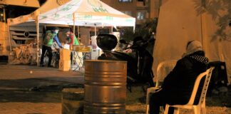 Çadır kentlerde yaşam mücadelesi sürüyor