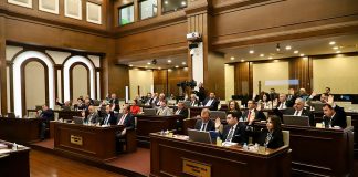 Büyükçekmece’de deprem konteyneri ve leylek yuvası şartı Büyükçekmece